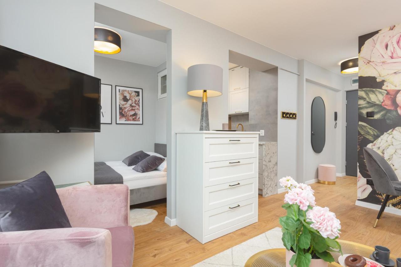 City Center Apartment Near The Vistula By Noclegi Renters Warszawa Eksteriør bilde