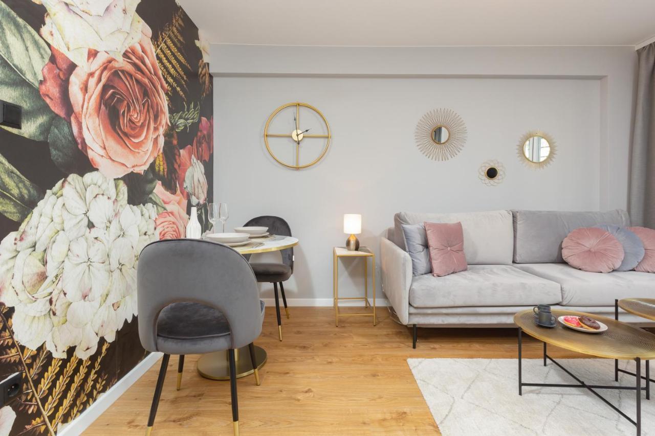 City Center Apartment Near The Vistula By Noclegi Renters Warszawa Eksteriør bilde
